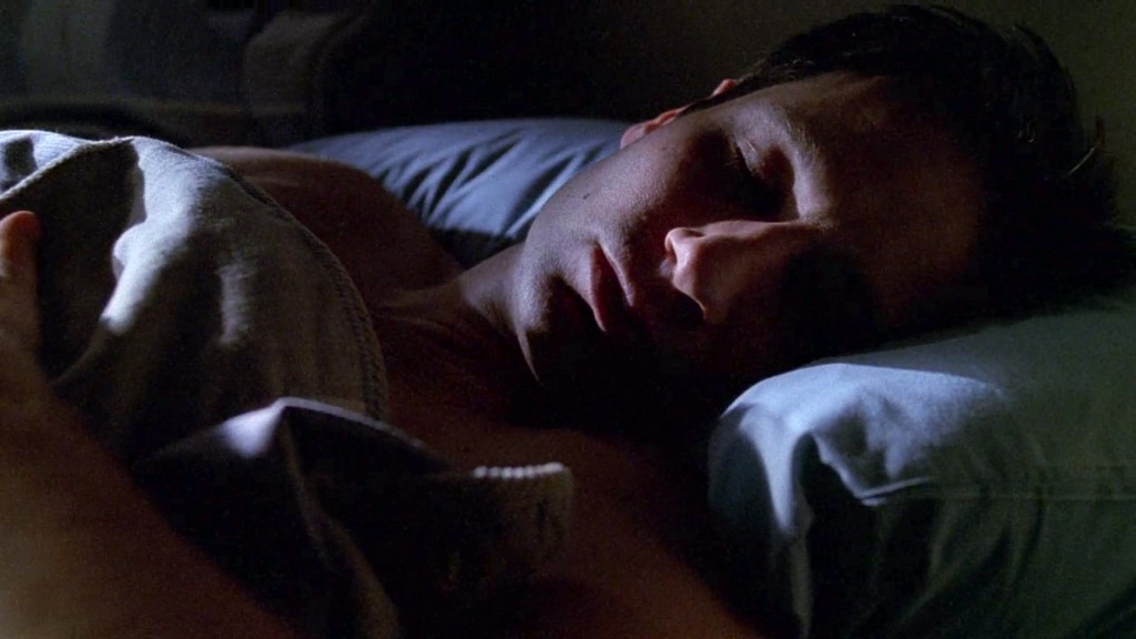 07x17_allthings_muldersleeping